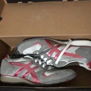 Sketchers Sneakers Gray & Pink